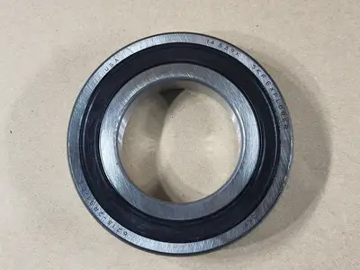 NEW SKF 6213-2RS1/C3