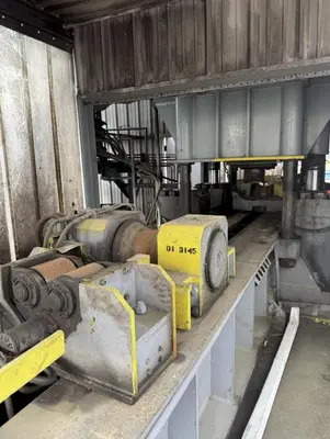 2000 TON HEAVY DUTY 4-POST HYDRAULIC STRAIGHTENING PRESS. STOCK # 0543726
