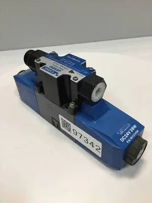 USED VICKERS DG4V36CMP7H750JA100