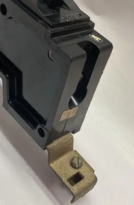 Used SQUARE D FY-14020-A Circuit Breakers | Surplus Asset Holdings #1189486