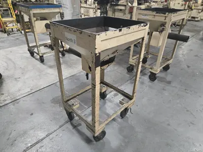 (1) Auger Hopper