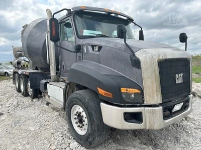 Used 2015 CATERPILLAR CT660S Concrete Mixer Trucks Texas US | Big D Heavy Equipment #1556971