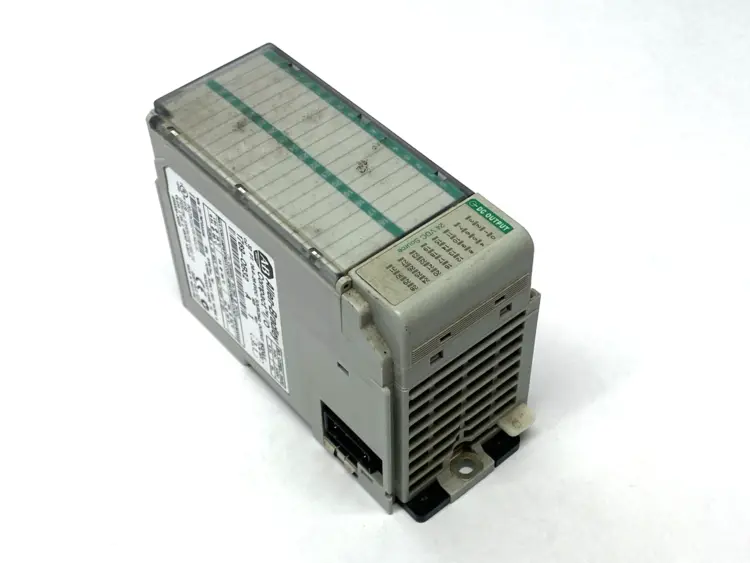 Used ALLEN-BRADLEY SER. A REV. 1 COMPACT I/O SOURCING OUTPUT MODULE 32PT PLC Input & Output Michigan US | Maverick Industrial Sales #1088881