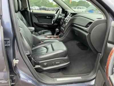 USED 2014 CHEVROLET TRAVERSE