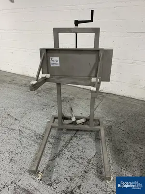 USED MG2 MG2 Futura Capsule Filling Machine Powder and Pellets