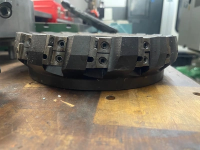 USED BISON 6-904-364