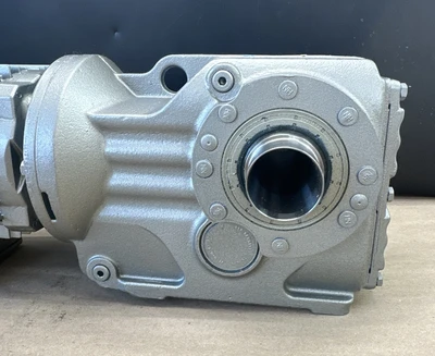 NEW SEW-EURODRIVE KT47 DRN80M4