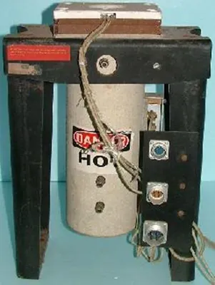 QTY. 1. HEATER? PART FOR INSTRON MACHINE? WORN INS...