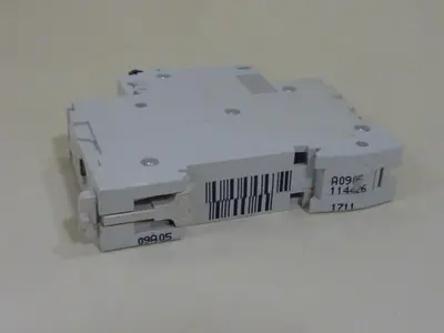 USED MERLIN GERIN 24426