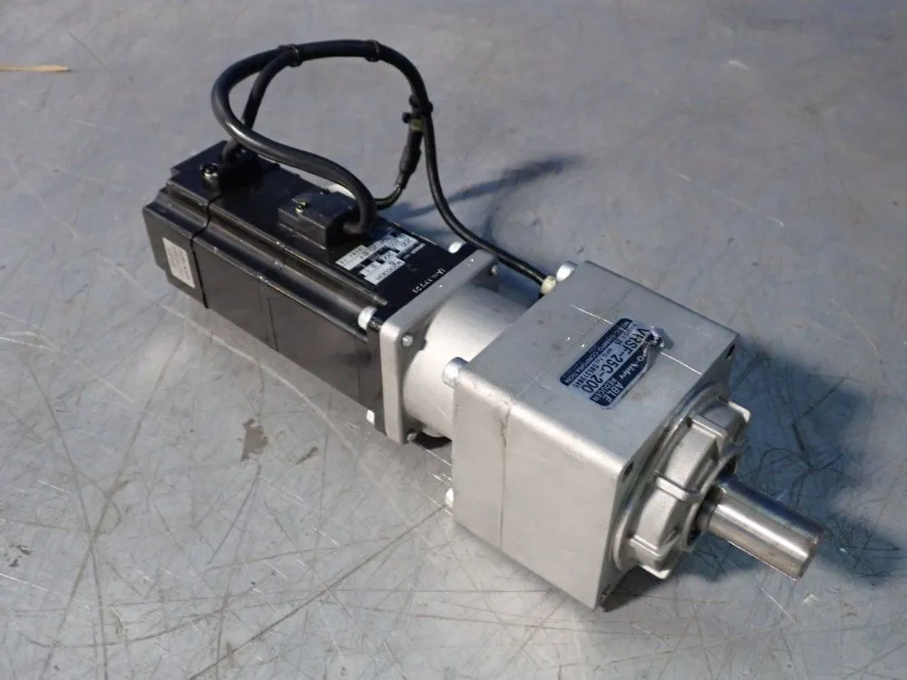 Used OMRON R88MW20030HB Servo Motors | HGR 24 #730748