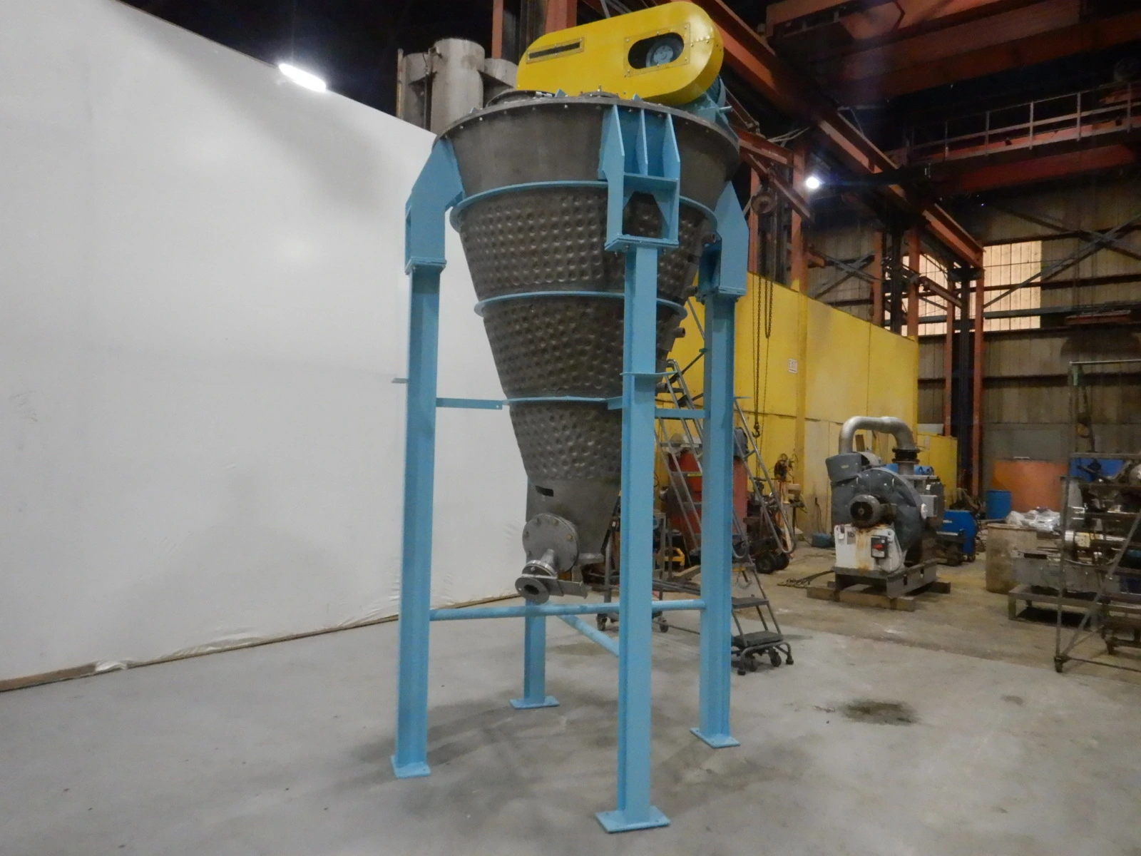USED NAUTA 17 CU. FT.