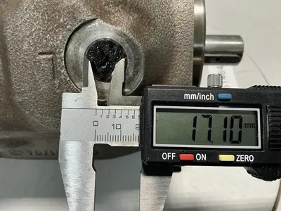 USED BRUENINGHAUS HYDRAULIK A10VS0 28 DR/31 R-PPA 12 N00-S0109