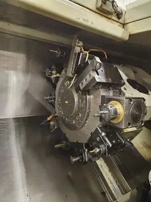 USED 2004 HWACHEON HI-TECH 200CL