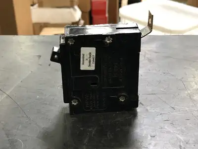 USED CUTLER-HAMMER BA120