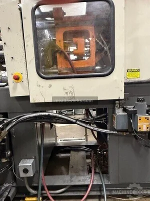 Used CINCINNATI MILACRON VSX55-2.27, Injection Molding Machines Illinois US | Meadoworks #1492249