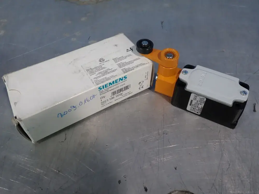 NEW SIEMENS 3SE31201GW
