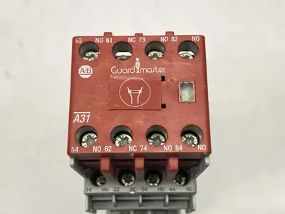 USED ALLEN-BRADLEY SER A SAFETY CONTROL RELAY 25A 600VAC 24VDC COIL