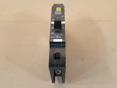 Used SQUARE D EDB16015 Switchgears British Columbia CA | Lenmark #239900