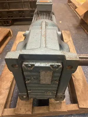 Used SEW-EURODRIVE K87DV132S4BMS8HR Speed Reducers | Surplus Asset Holdings #1205483