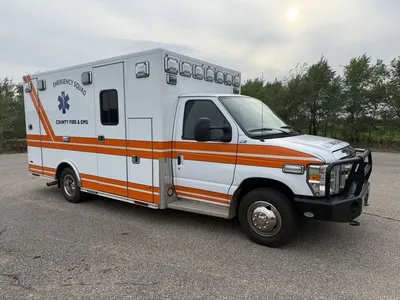 Used 2021 FORD PL CUSTOM AMBULANCE Misc Trucks Minnesota US | Carco Truck & Equipment #1514130