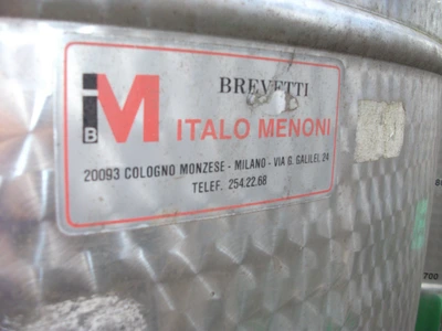 2,500L S/S Enclosed Vertical Mixing Tank 5 kW
