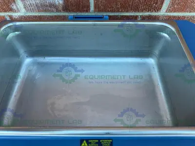 USED FISHER SCIENTIFIC ISOTEMP 220 DIGITAL TEMP CONTROL WATER BATH AMBIENT TO 100°C