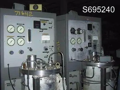 USED 1977 NEW BRUNSWICK SCIENTIFIC IF-70