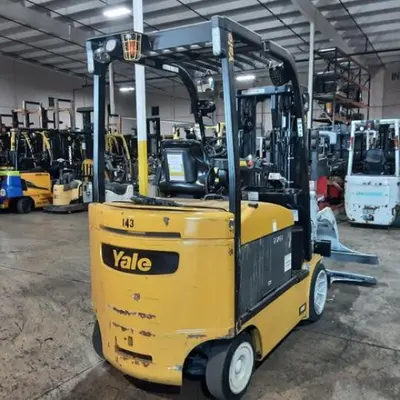 USED 2017 YALE ERC080