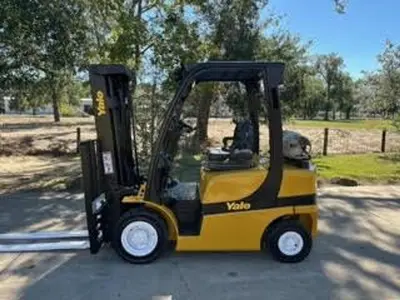 USED 2015 YALE GLP050VX