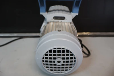 USED VACUUBRAND MD 1C