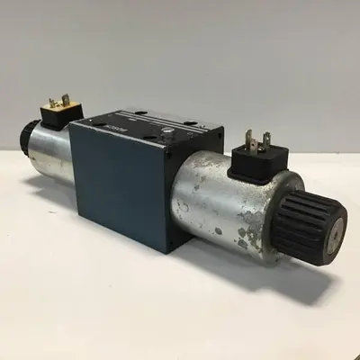 USED BOSCH 0 810 001 402