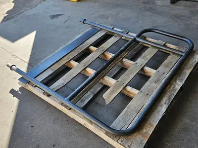 Toromont SS1147 Handrail RH M18222, for CAT 390F