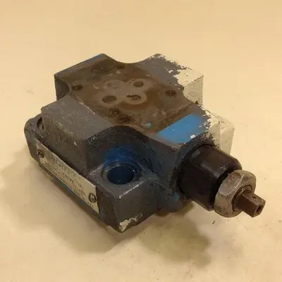 Used VICKERS CVCS25C1S2W24510AP10 Valves/Fittings Michigan US | Ideal Machinery #706274