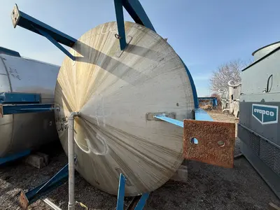 Gallon Tank Tank | ListingHippo (7)