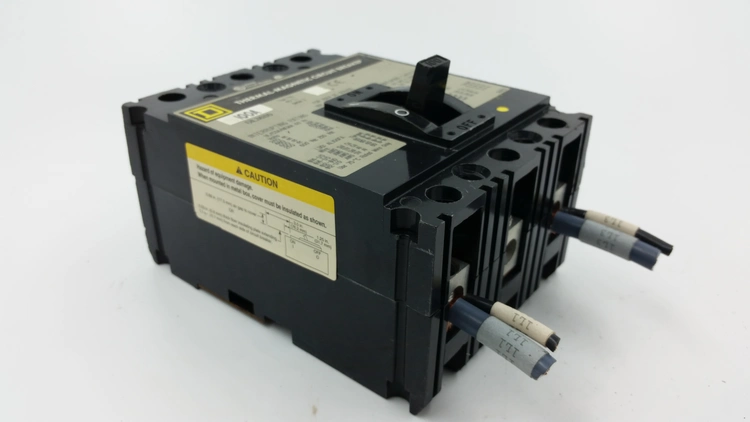 Used SQUARE D FHL360100 Circuit Breakers Alabama US | Transamerican Equipment Company #704537