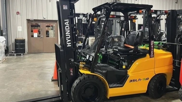 Used 2025 Hyundai 35LN-9A Misc Forklifts Florida US | Rubbl #1345668