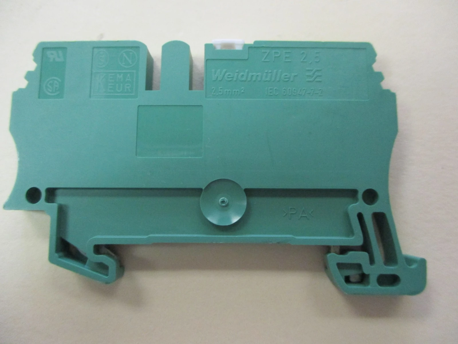 USED Weidmuller ZPE-2.5 (IEC 60947-7-2)