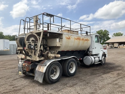 Used 1997 VOLVO WG64T Water Trucks Michigan US | Miedema Asset Management Group #1304692