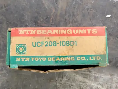 NEW NTN UCF208-108D1