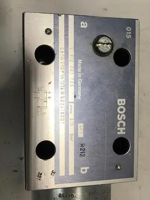 USED BOSCH 0 810 001 705