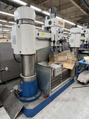 USED 2014 KNUTH R60V