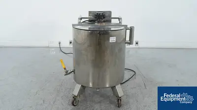 USED Zhejiang Jiangnan Pharmaceutical Machinery Co., LTD 45 Liter Zheijang Jiangnan Gelatin Heating Tank, S/S