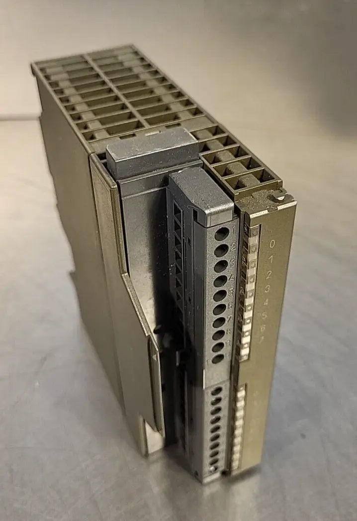 Siemens 6ES7 321 -1BH01-0AA0 Simatic S7 (BIN 4.4.4)
