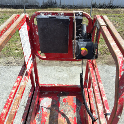 USED 2017 MEC 1330SE