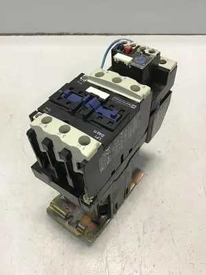 USED TELEMECANIQUE LP1D4011