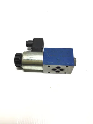 Rexroth 4WE 6 D62/EG24K4 S0293 Hydraulic Directional Control Valve