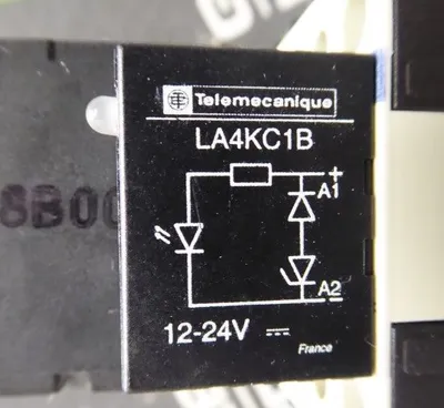 Telemecanique CA3KN40 Contactor with Aux. Contact and Supressor Diode Used