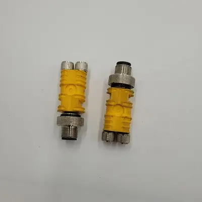 Used BANNER BANNER MICRO (MALE 4 PRONG) TO MINI (FEMALE 3 PRONG) SPLITTER Cable & Wire | ND Industrial Surplus #1222145
