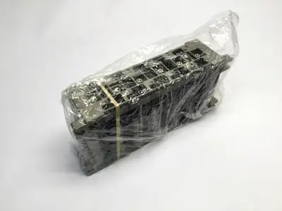 USED SMC VFS SERIES MANIFOLD