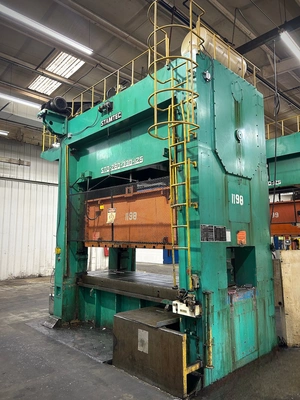 USED 1994 STAMTEC STAMTEC STD-260-380-125 PRESS